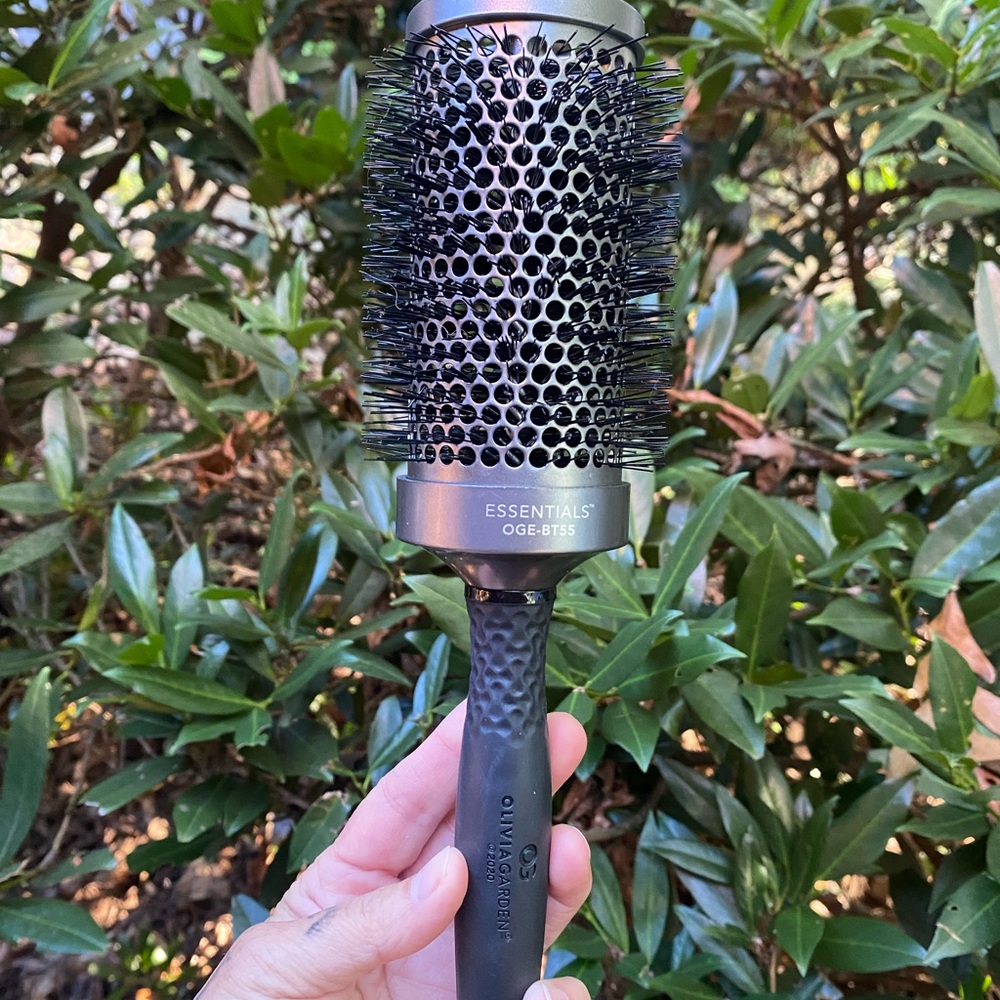 Olivia Gardens Essentials Black and Silver Styling Brush